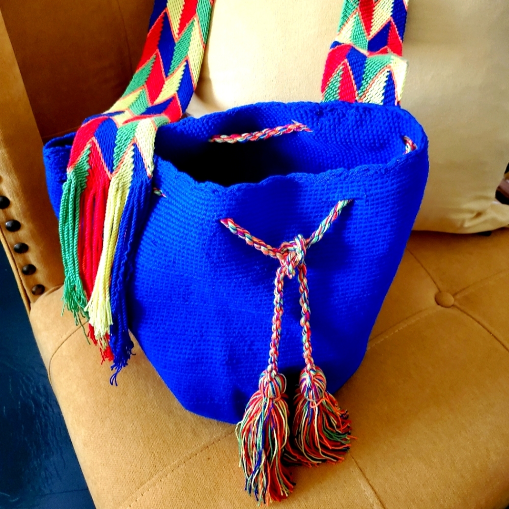 Handmade Crocheted Wayuu Boho bag crossbody from Colombia, New without tags